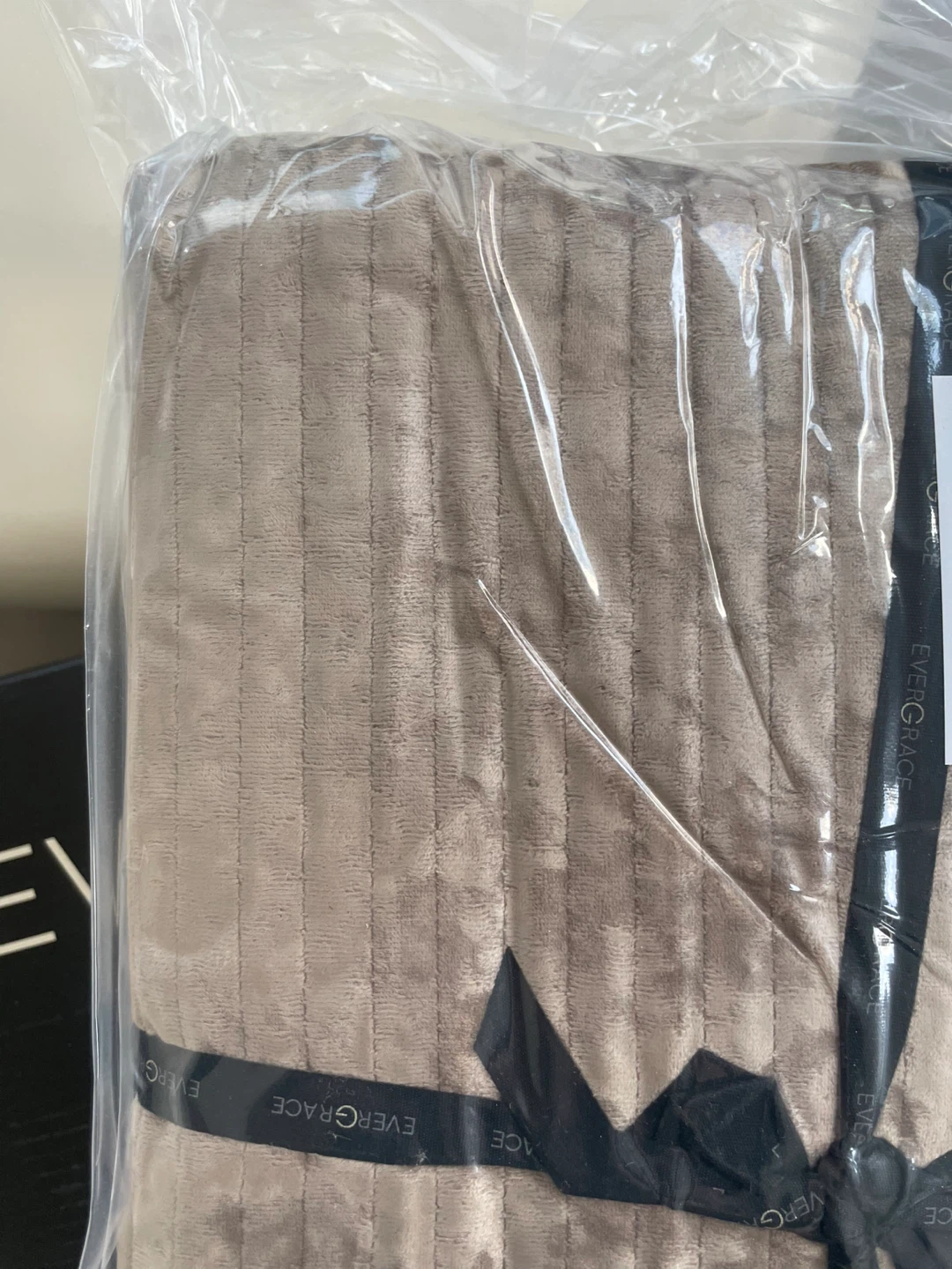 Evergrace Velvet Quilt Set - Full/Queen - photo 2