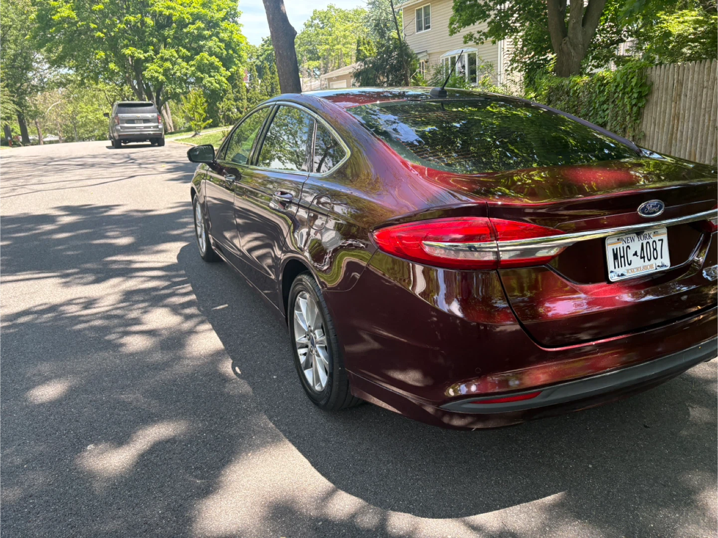 Ford Fusion Sedan - photo 4