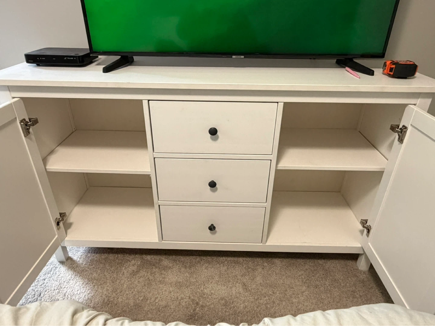 White Sideboard/Dresser with 3 Drawers and 2 Doors - photo 2