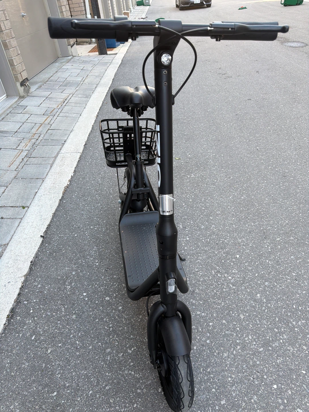 IZIP Electric Scooter with Seat and Basket - photo 2