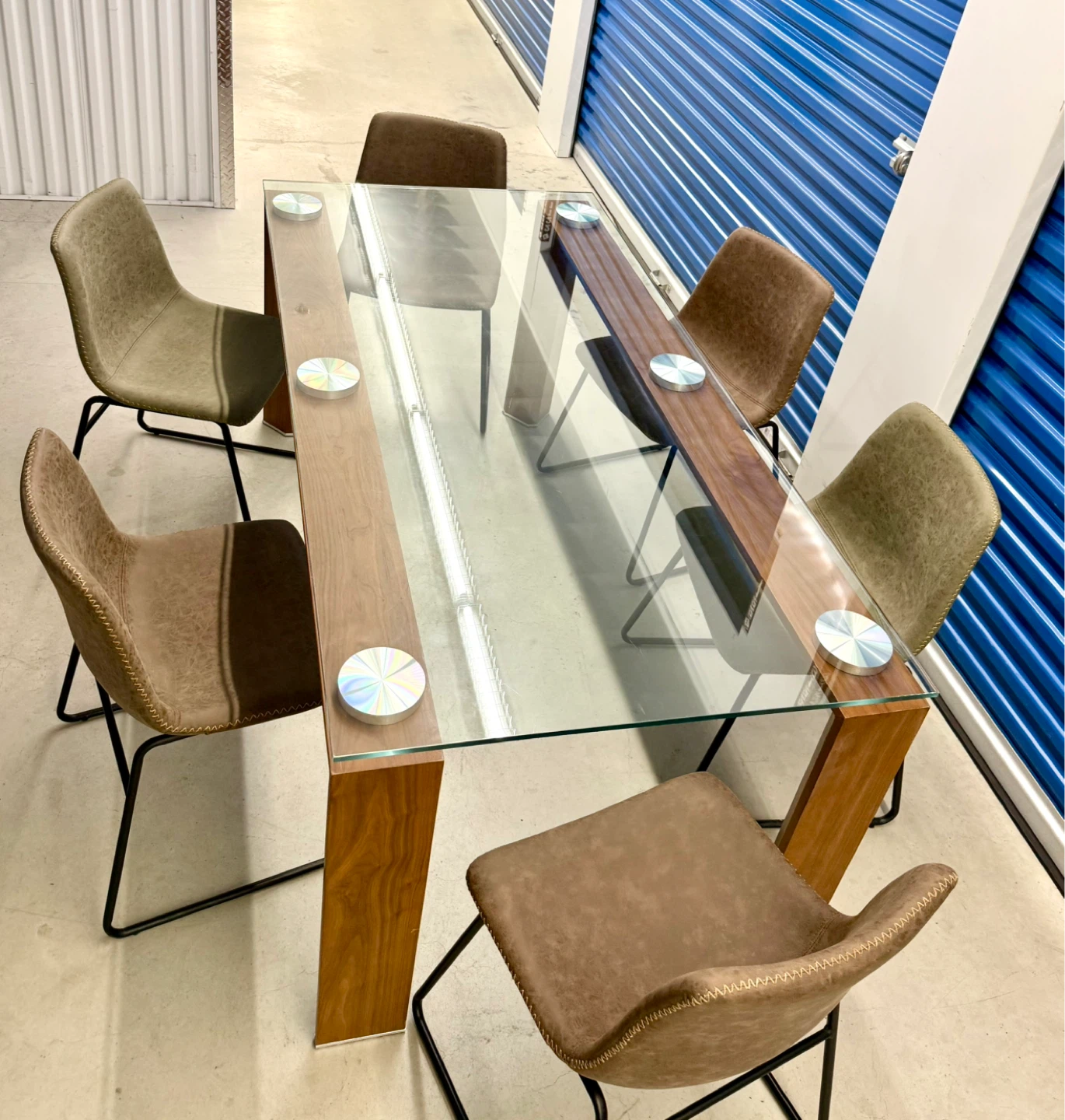 Glass Dining Set 6 Leather Chairs Walnut Wood - photo 4