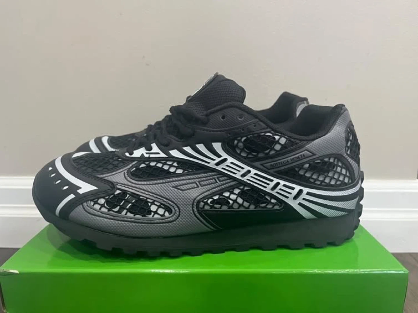 Bottega Veneta Men's Runner Sneakers