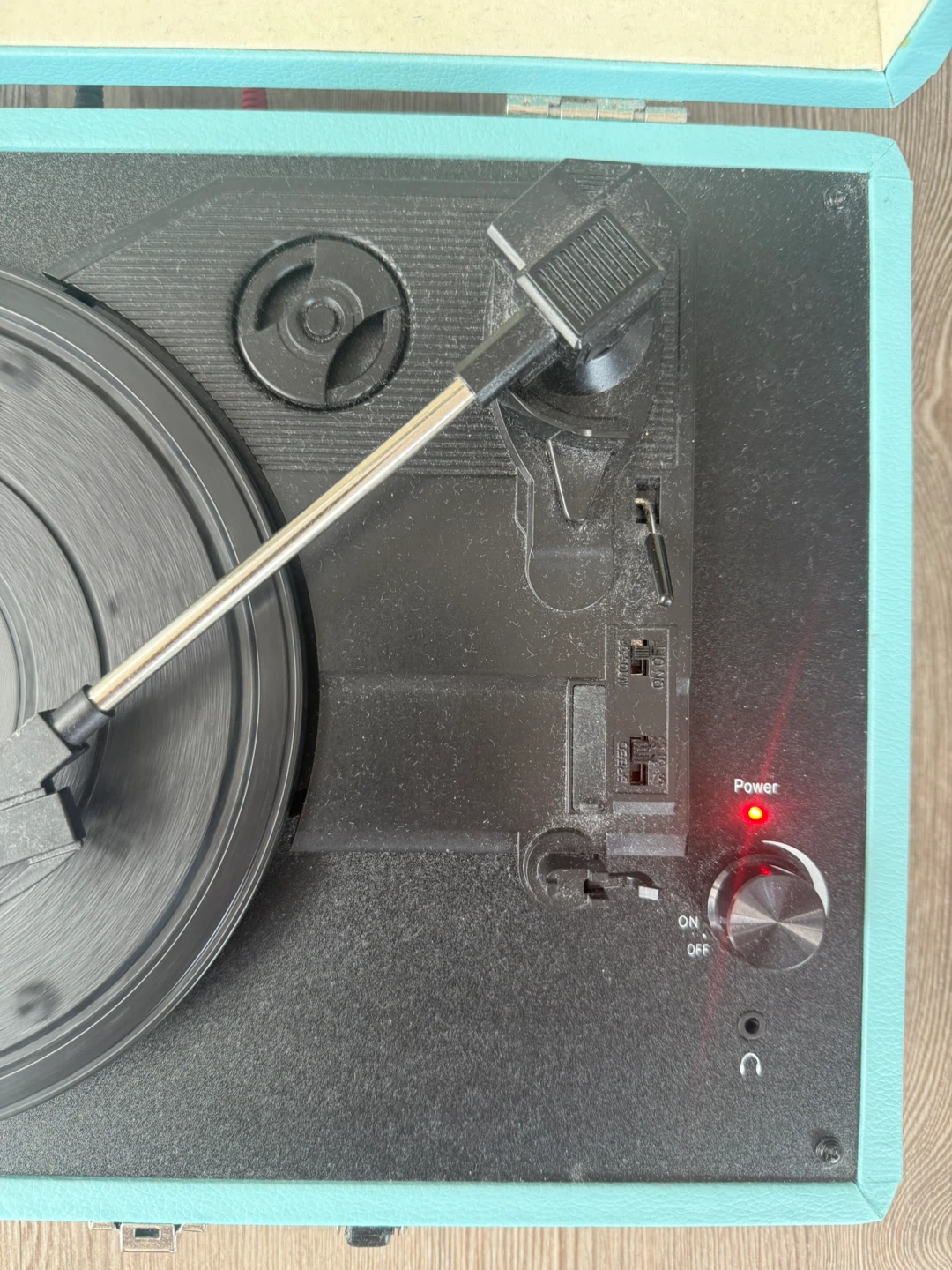 ByronStatics Portable Record Player / Vinyl Turntable – Like New - photo 5