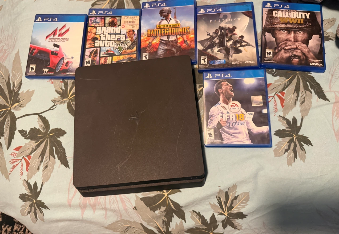 PlayStation 4 Console with 6 Games