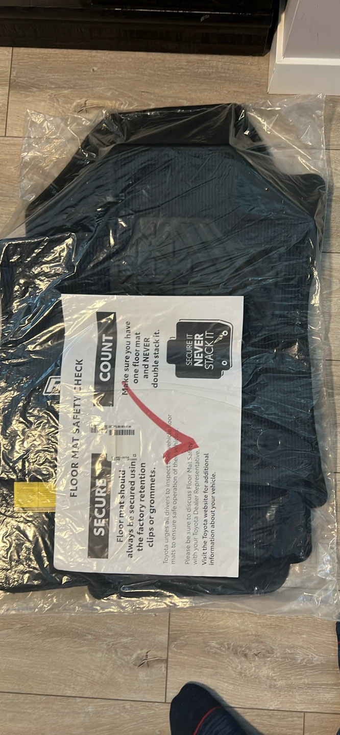 Toyota RAV4 All-Weather Floor Mats brand new