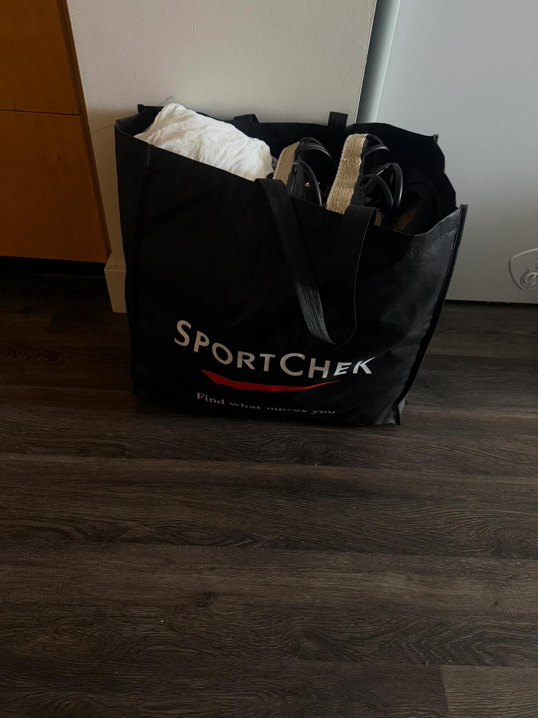 FREE PICK UP ONLY* Miscellaneous Women’s Clothing & Shoes