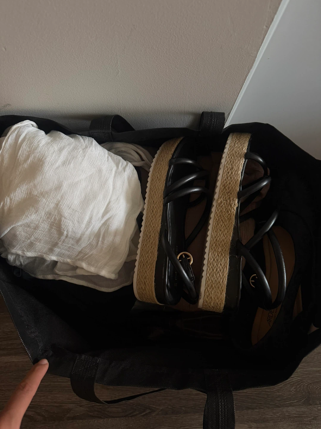 FREE PICK UP ONLY* Miscellaneous Women’s Clothing & Shoes - photo 2