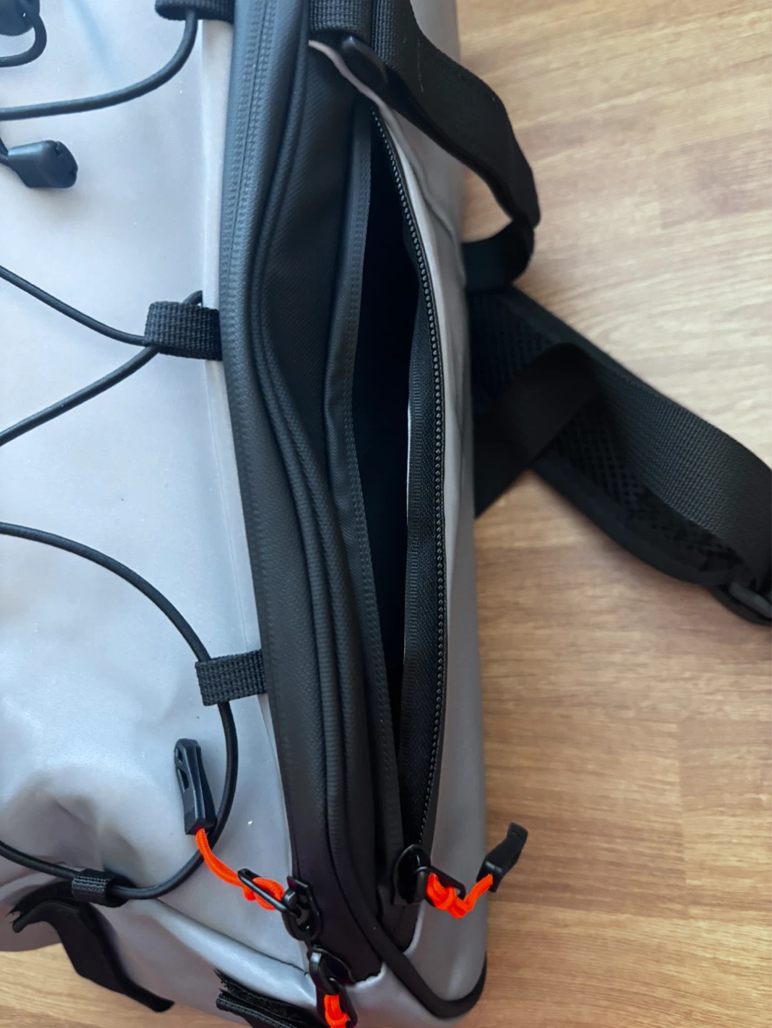 BRAND NEW Cycling Rear  Bag/Backpack - photo 4