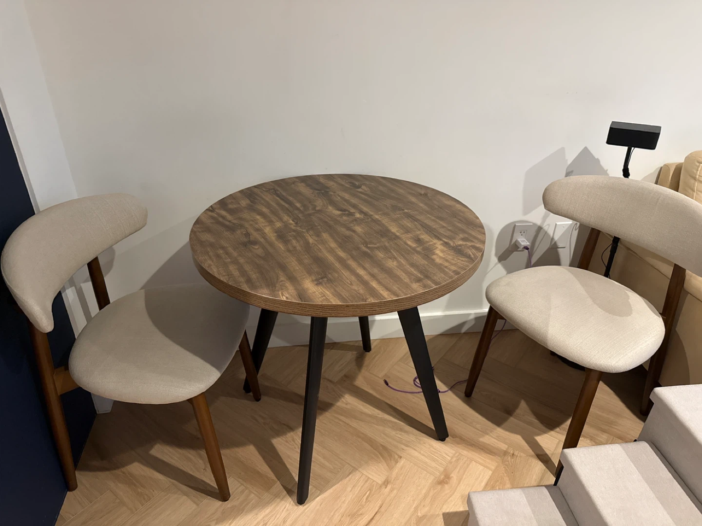 Round Wood Dining Table with 2 Chairs