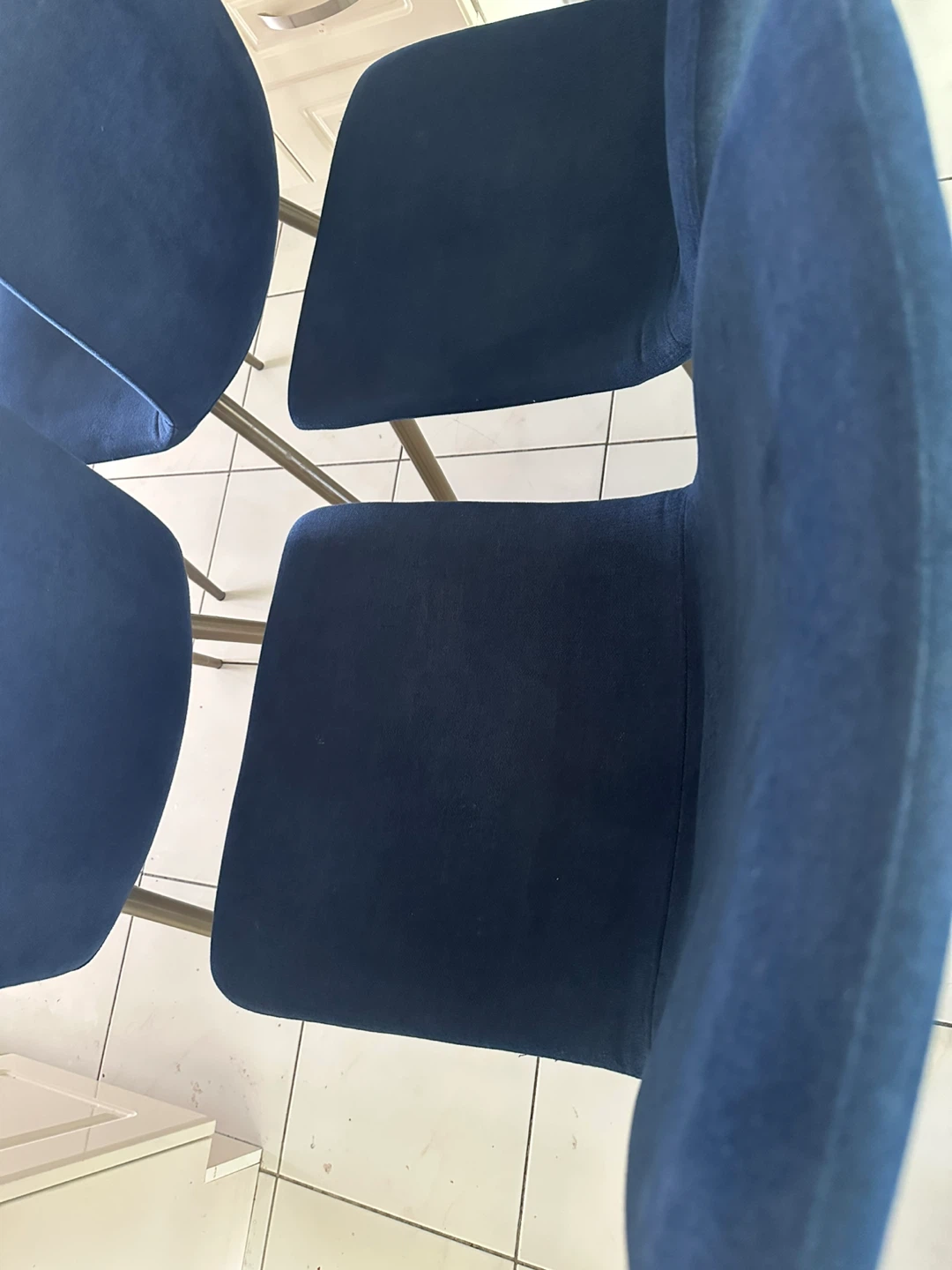 Set of 4 Navy Blue Velvet Dining Chairs - photo 2