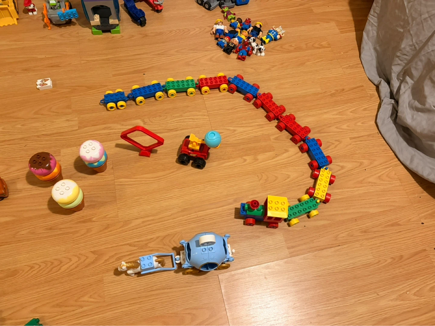 Assorted LEGO DUPLO Building Blocks - photo 5