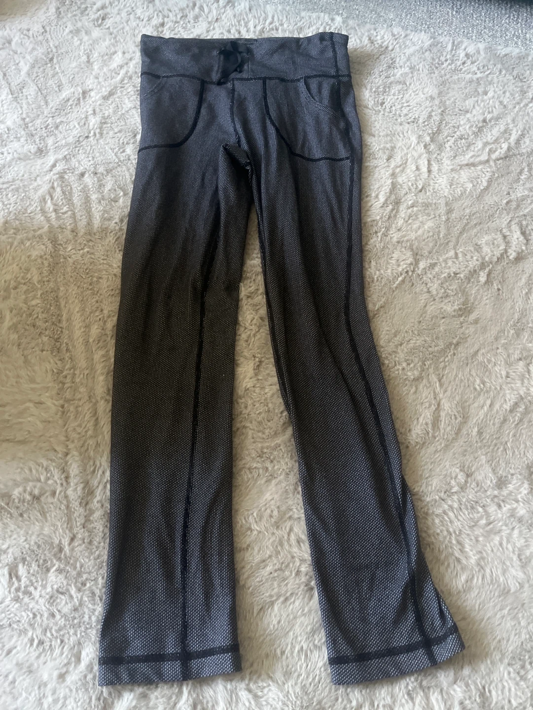 Lululemon Grey Patterned Athletic Pants