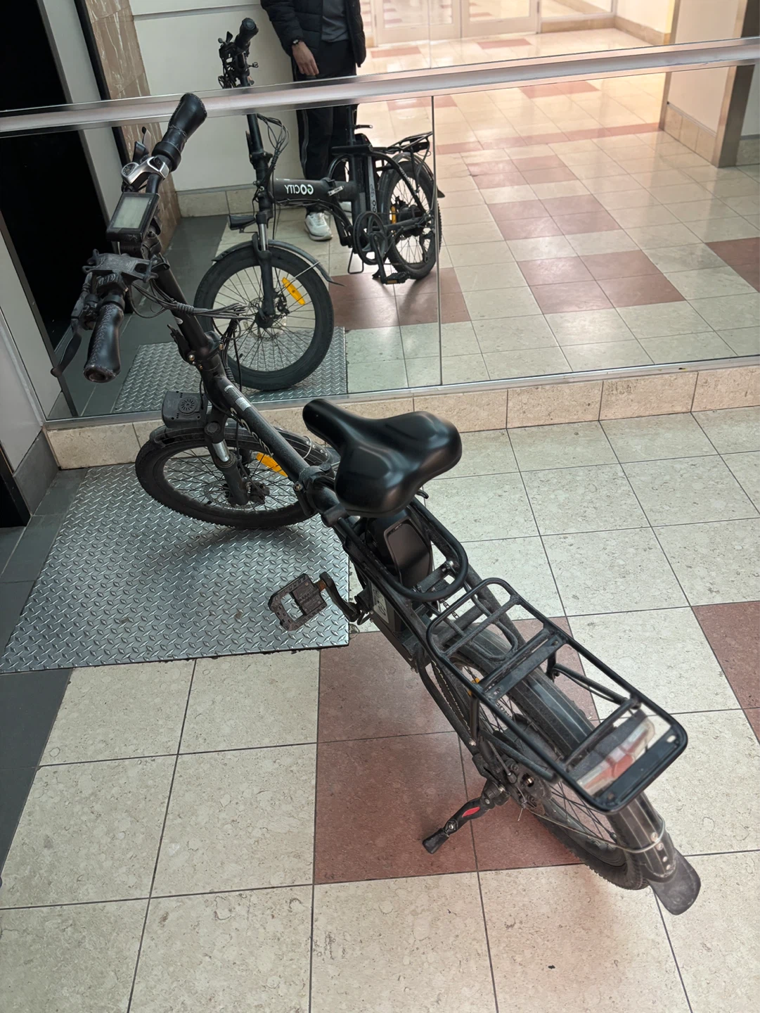 GOCITY Folding Electric Bike - photo 2