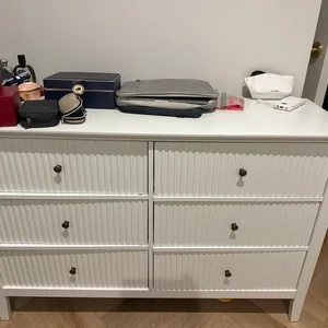 White 6-Drawer Dresser
