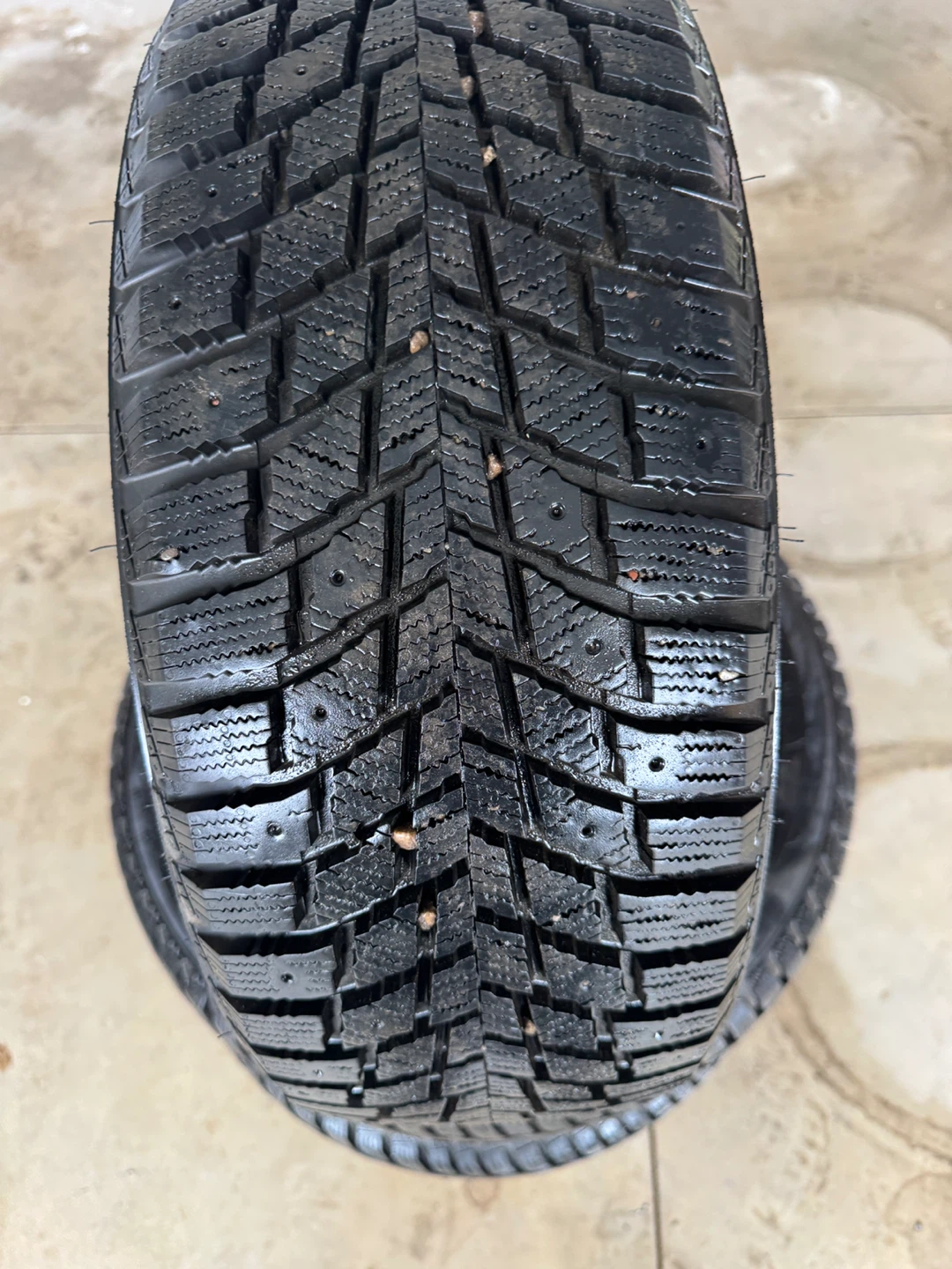 205/50R17 sailun ice blazer wstx (dot 2225) set of 4 tires - photo 2