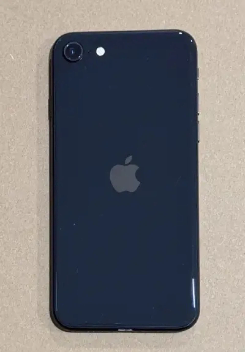 Trading iPhone SE 3 for a cpu & motherboard - photo 2