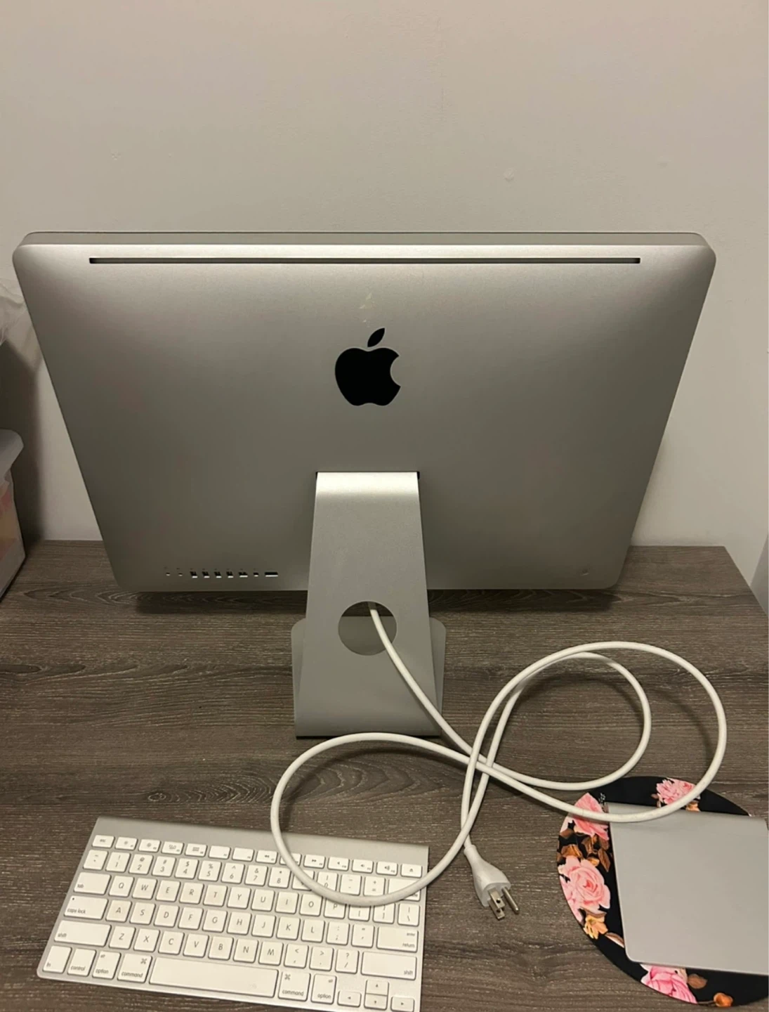 Apple iMac 21.5-inch - photo 2