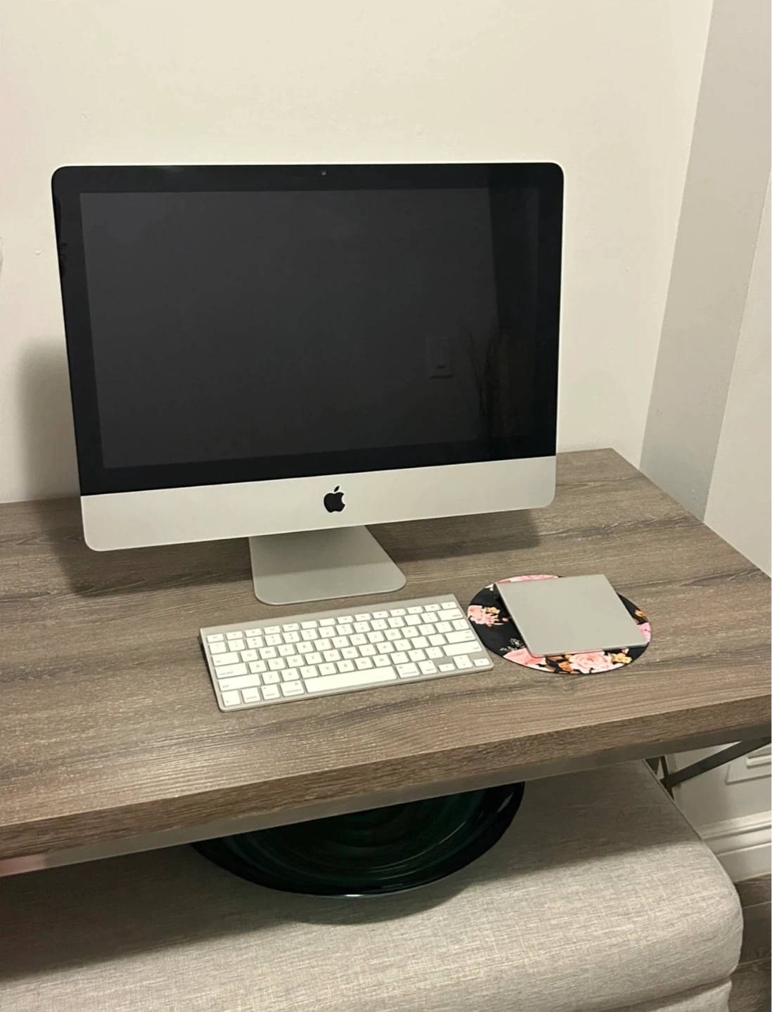 Apple iMac 21.5-inch