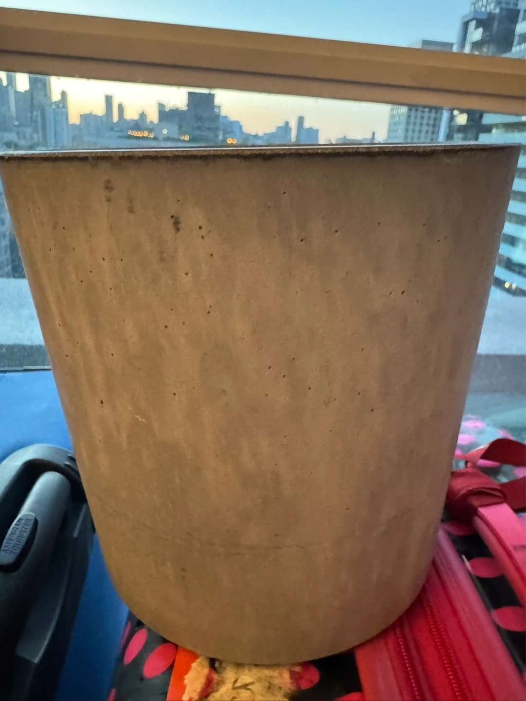 Concrete planter pot