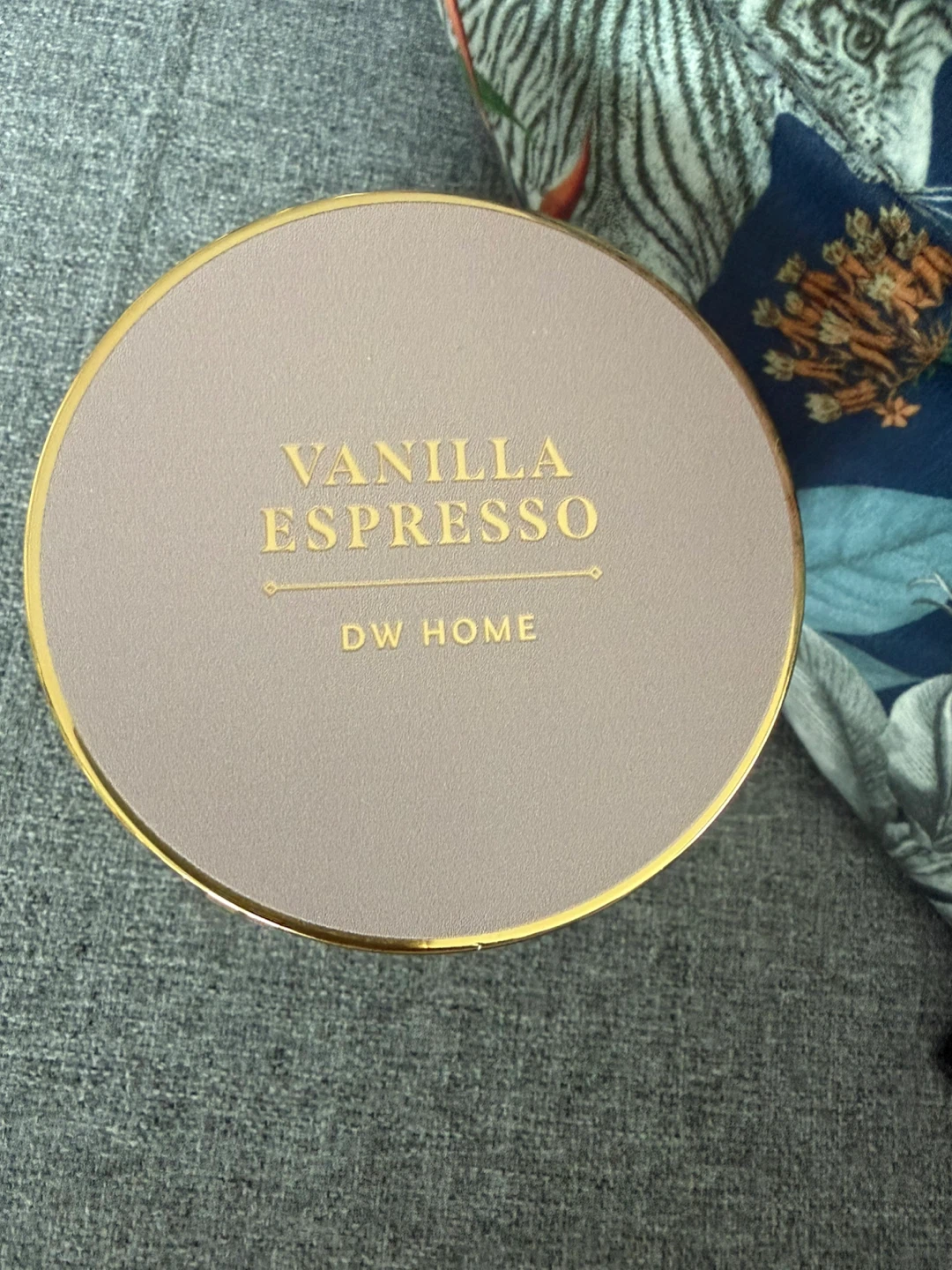 DW Home Vanilla Espresso Scented Candle - photo 3