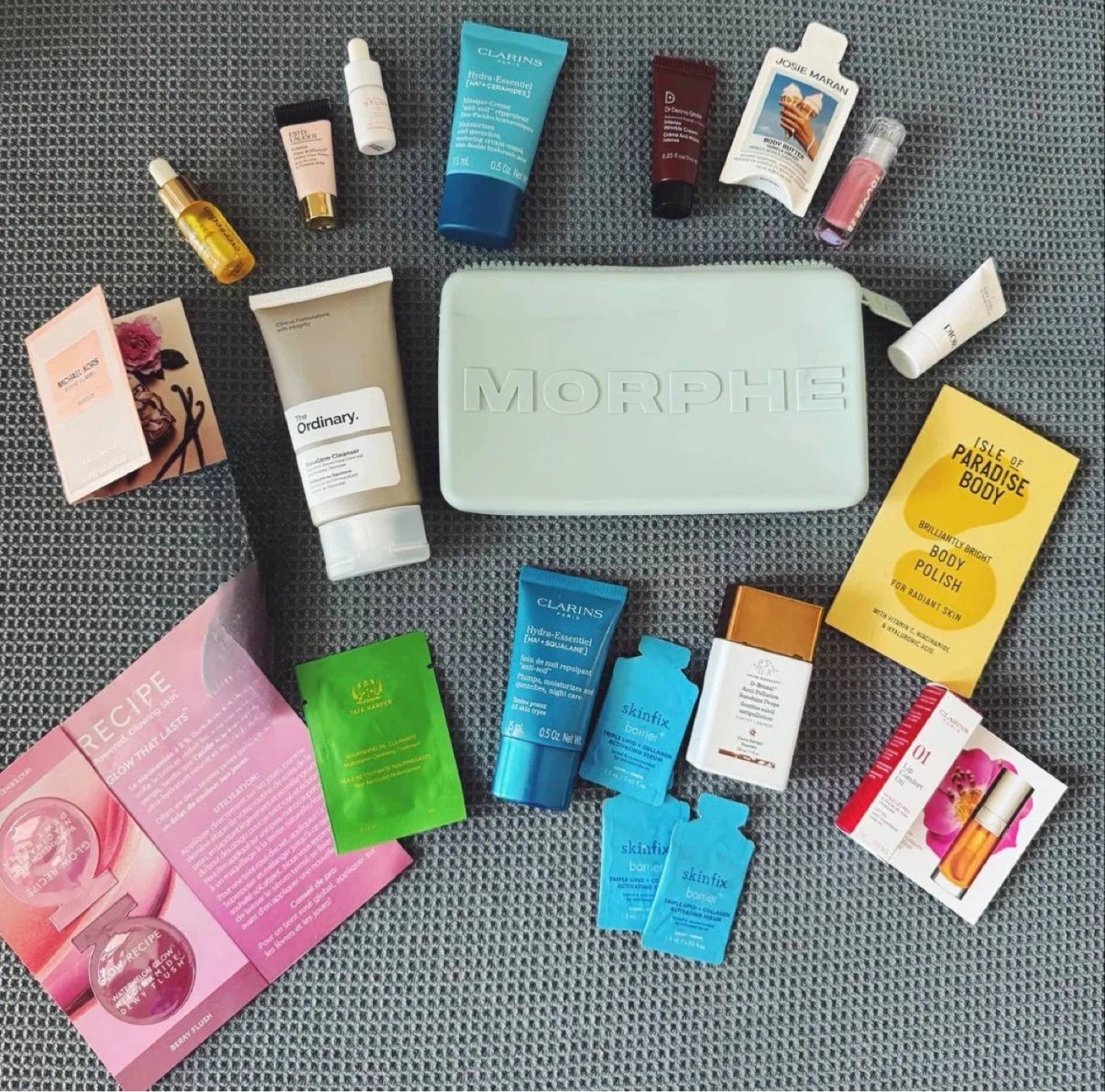 Beauty Bundle – Skincare, Makeup & Travel Minis + Cosmetic Bag