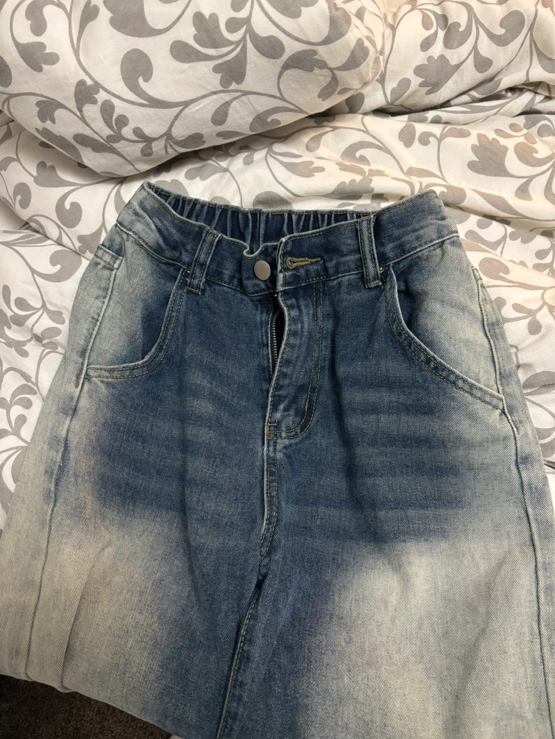 Women's Blue Wash Denim Jeans - photo 2