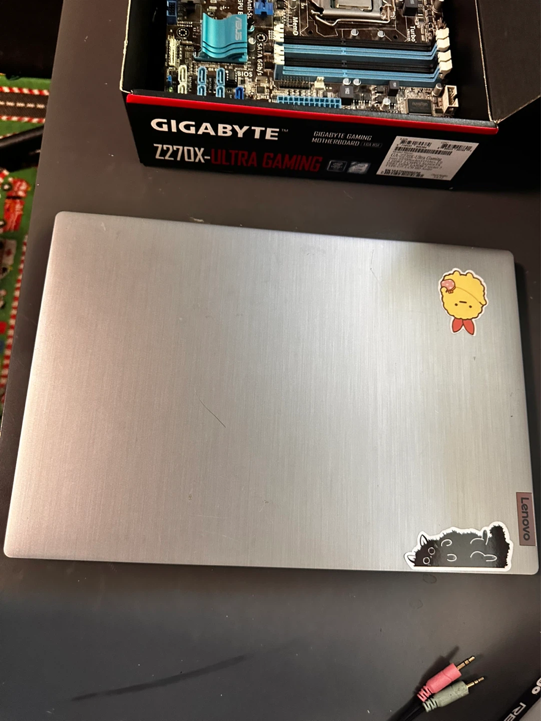 Lenovo Laptop - photo 2