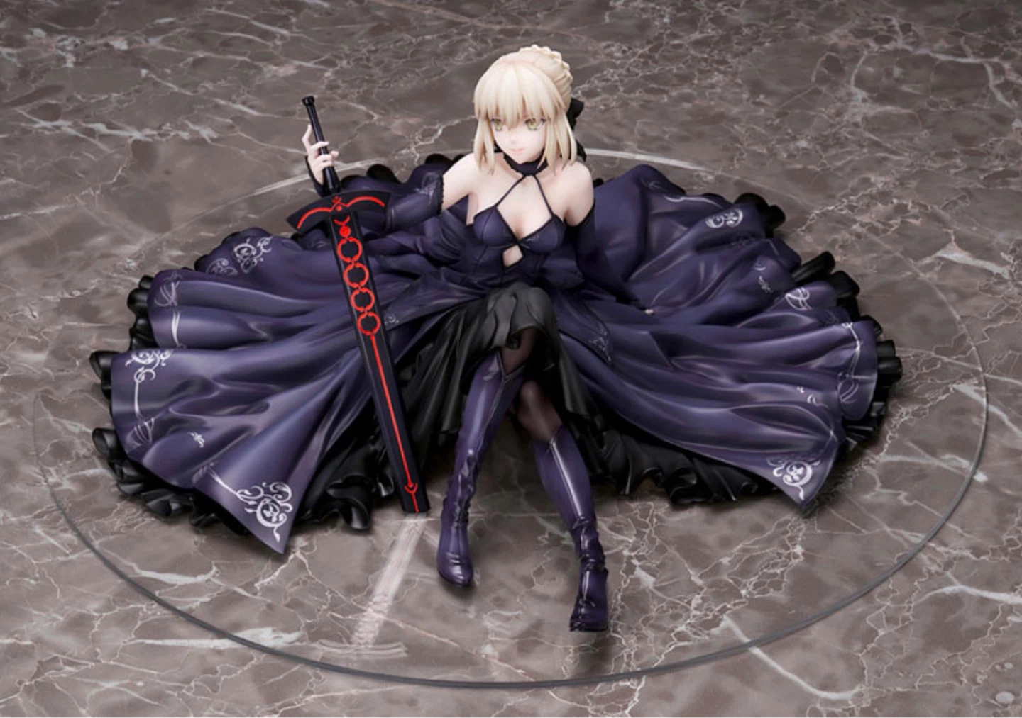 Saber/Altria Pendragon [Alter] Star of Twilight Ver. Figure - photo 2