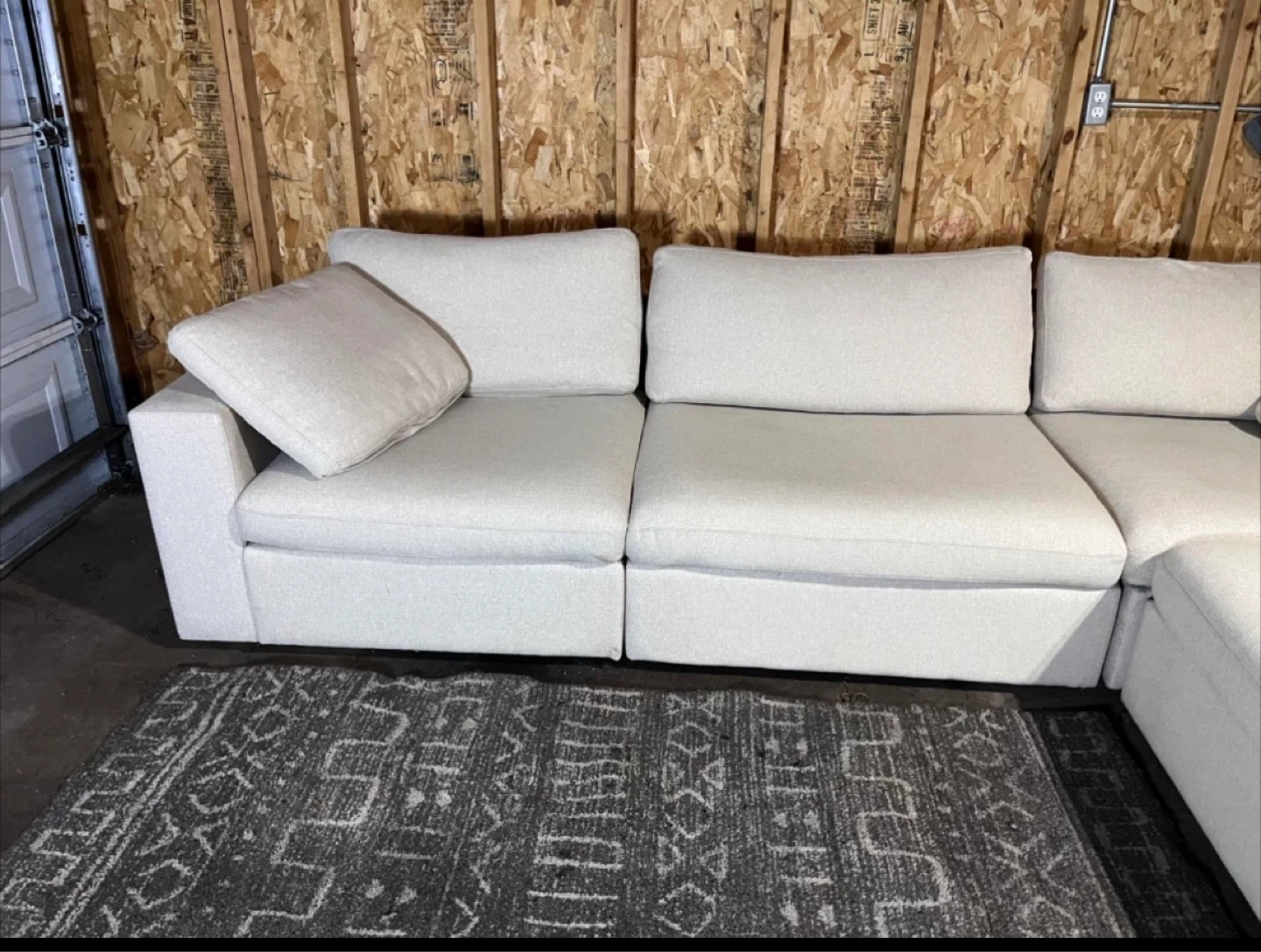 Light Grey Sectional Sofa with Ottoman - photo 3