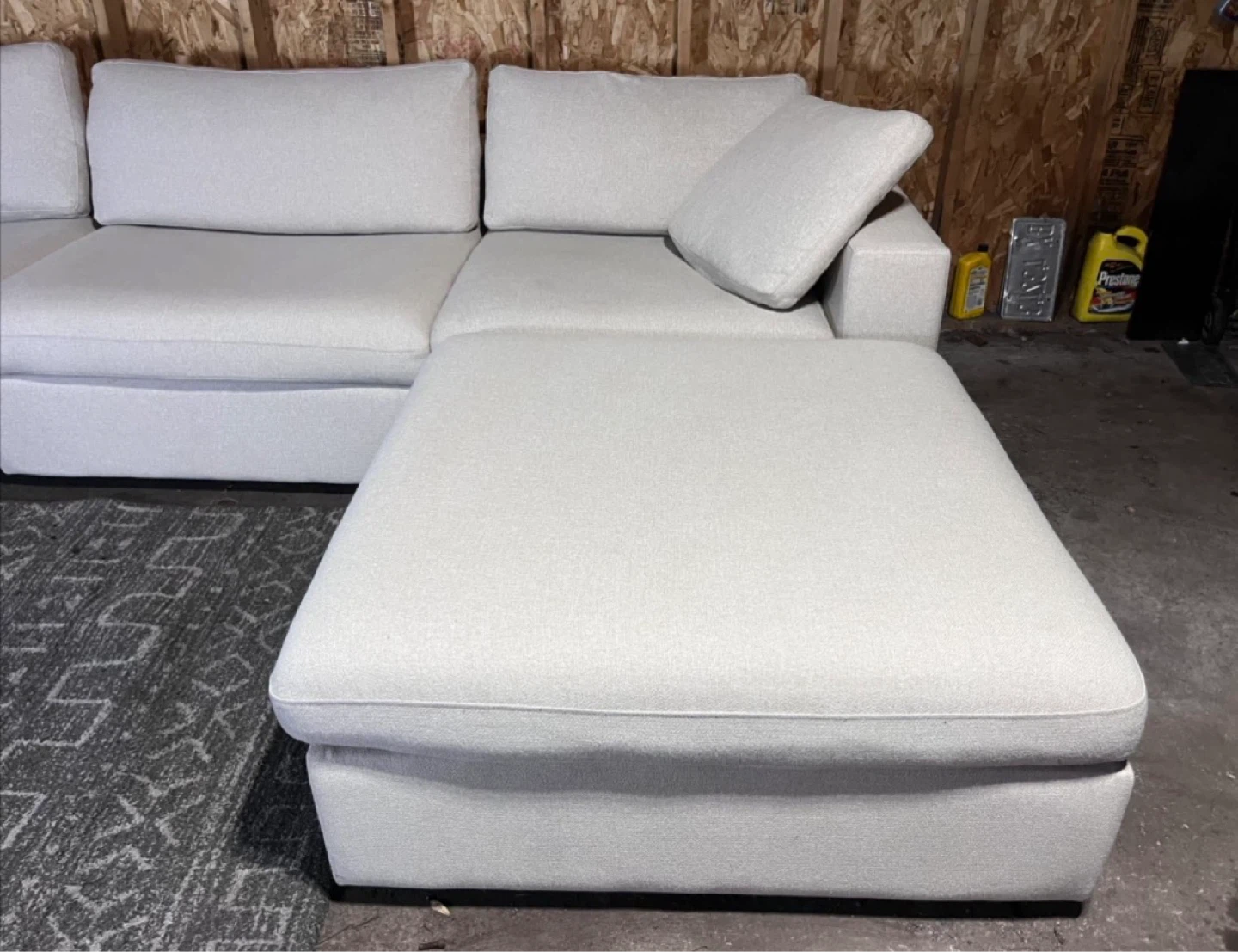 Light Grey Sectional Sofa with Ottoman - photo 4