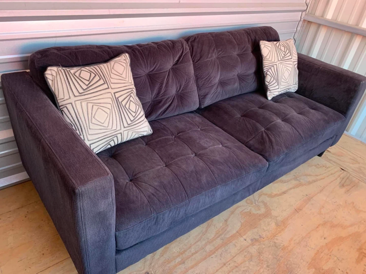 Dark Grey Tufted Sofa - photo 3