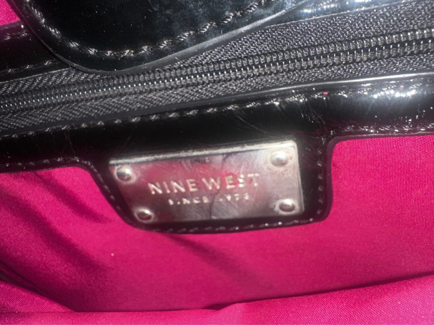 y2k Nine West Black Patent Quilted Handbag - photo 3