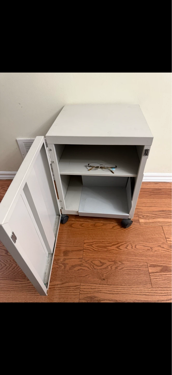 2-Floor Storage