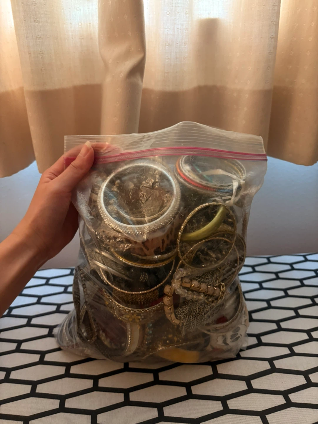 Mystery lot of assorted vintage and modern bangles / bracelets