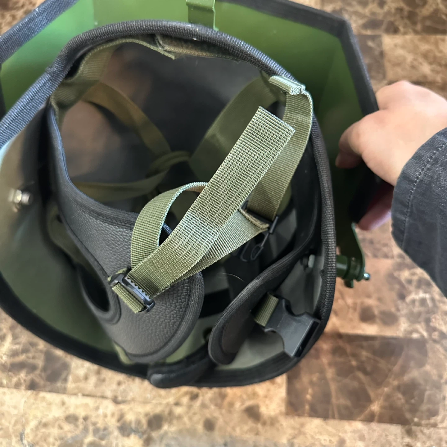 Green Protective Helmet - photo 3
