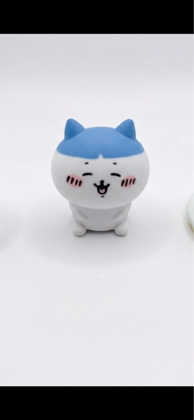 Hachiware Figurine
