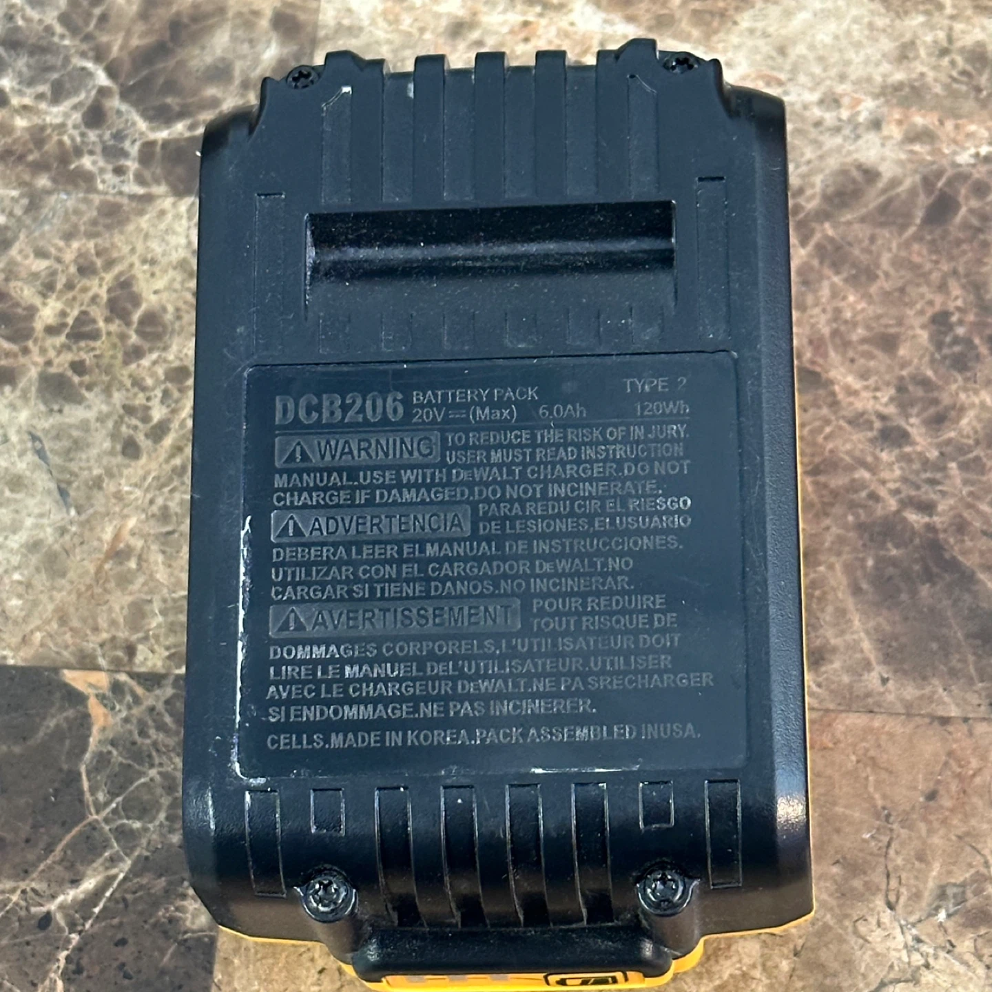 DeWalt 20V XR 6.0 Ah Li-Ion Battery - photo 4