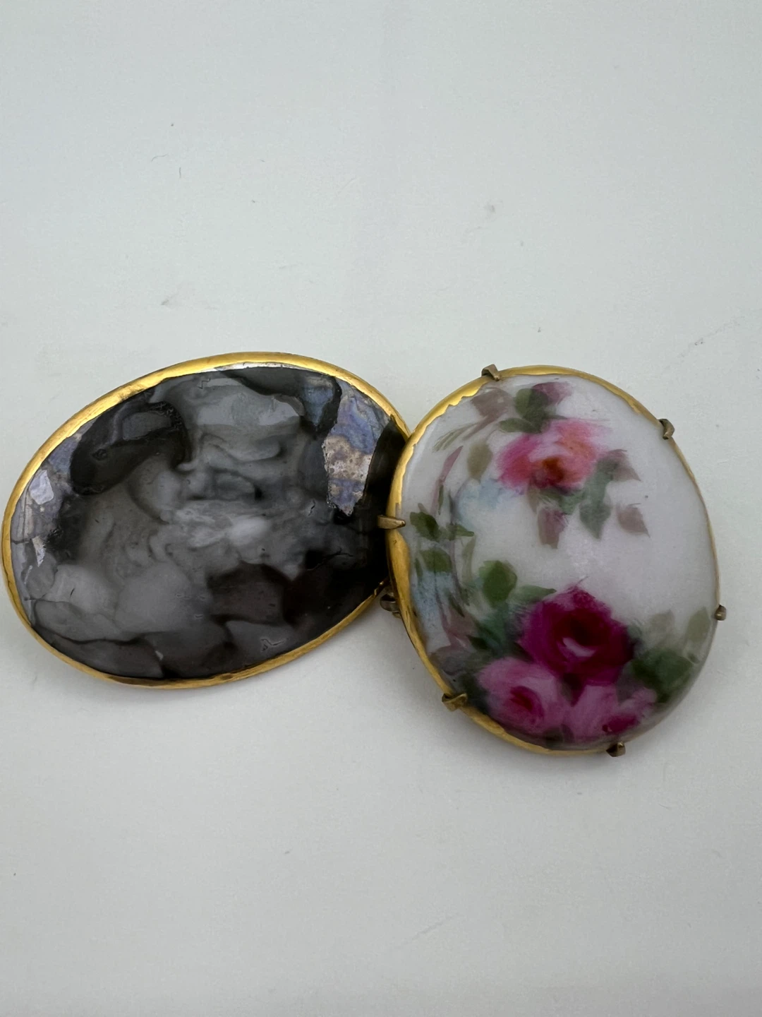 Curated Collection of 3 Vintage Brooches - photo 4