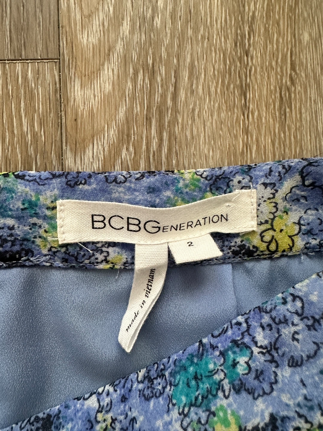 BCBGGeneration Floral Skater Skirt Size 2 - photo 5