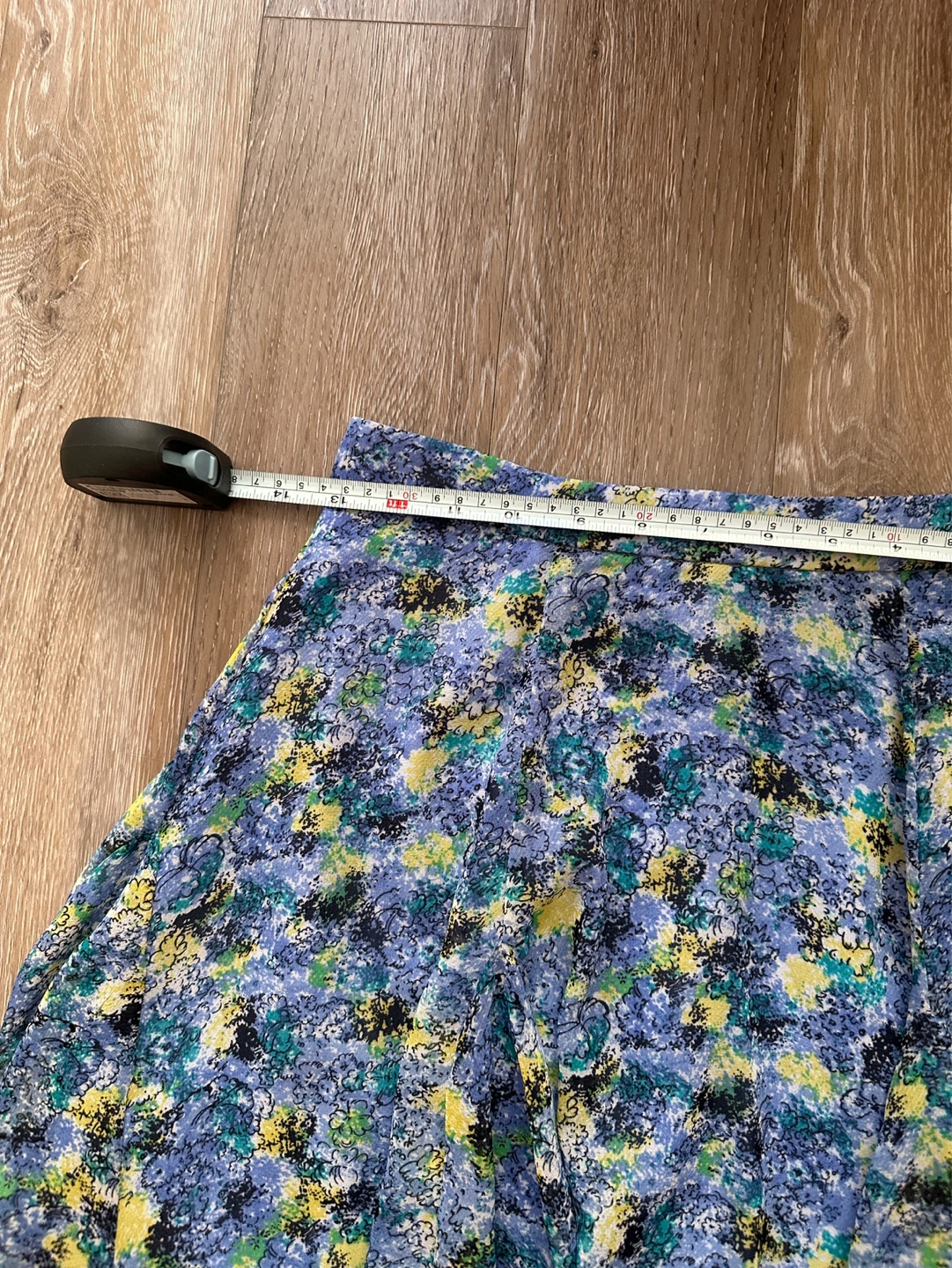 BCBGGeneration Floral Skater Skirt Size 2 - photo 2