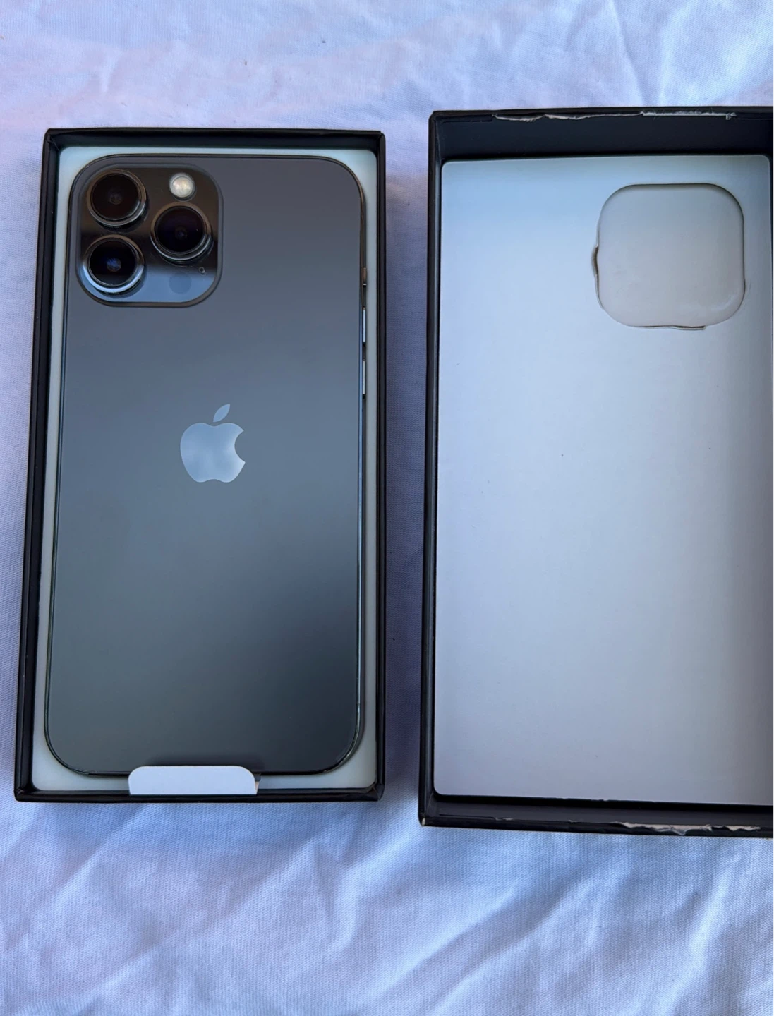 Apple iPhone 14 Pro - photo 3