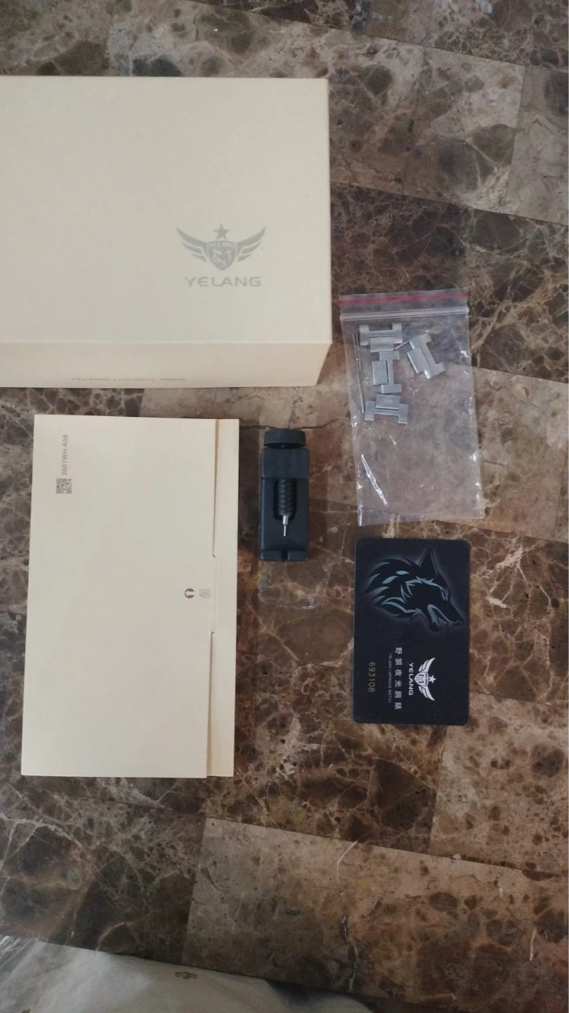 Yelang Watch with Extra Links and Box - photo 2