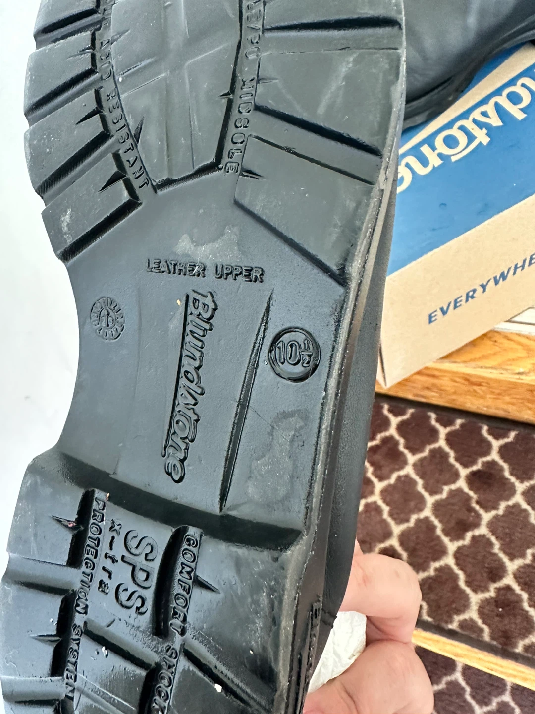 Blundstone Black Leather Chelsea Boots - photo 4