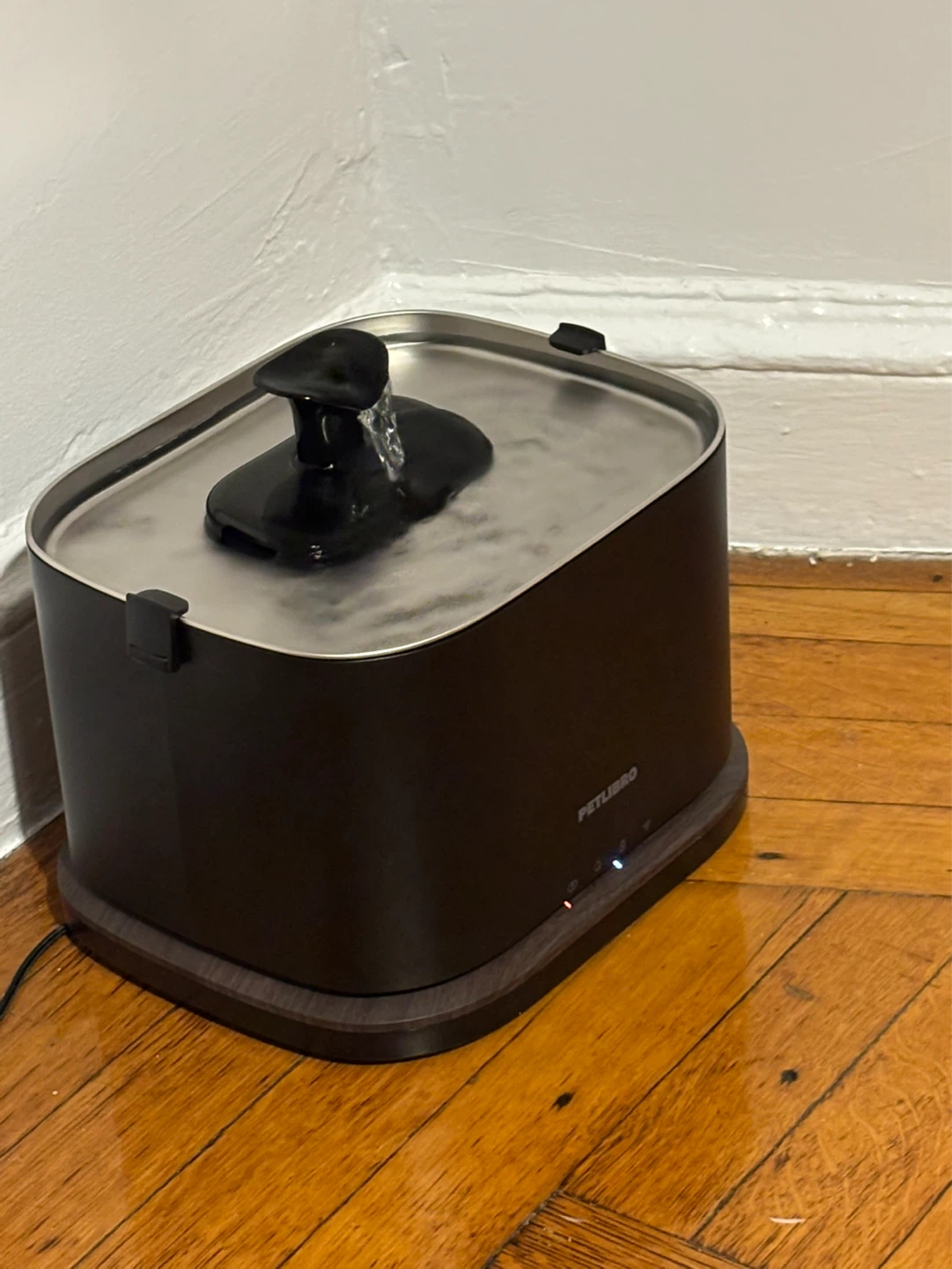PETLIBRO Stainless Steel Cat Water Fountain – Like New