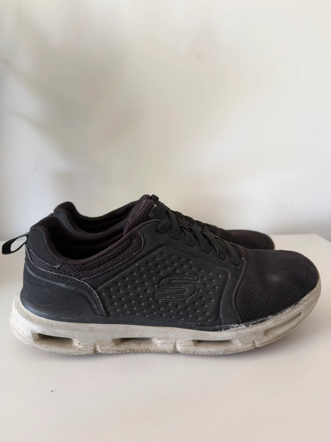 Skechers Black Athletic Shoes - men’s - photo 2