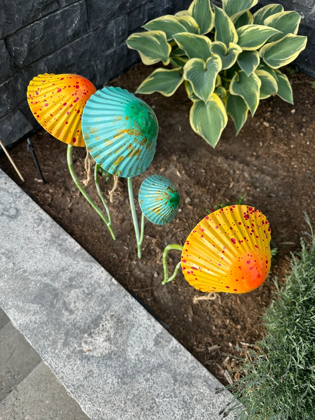 Set of 4 Metal Mushroom Garden Stakes - photo 2