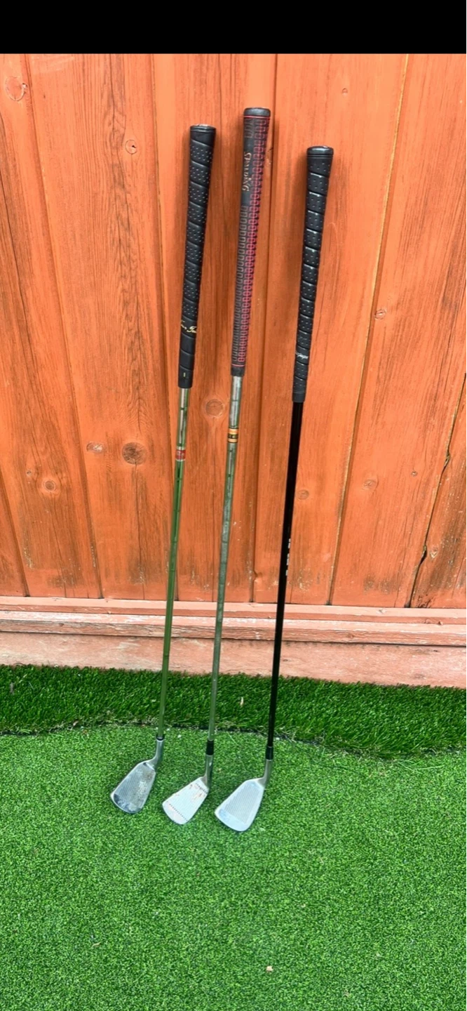 3 Golf Clubs
