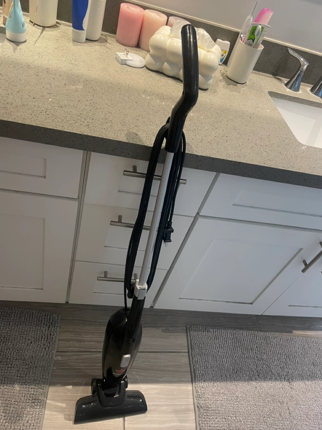 Bissell Magic Vac Lightweight Vacuum - photo 2