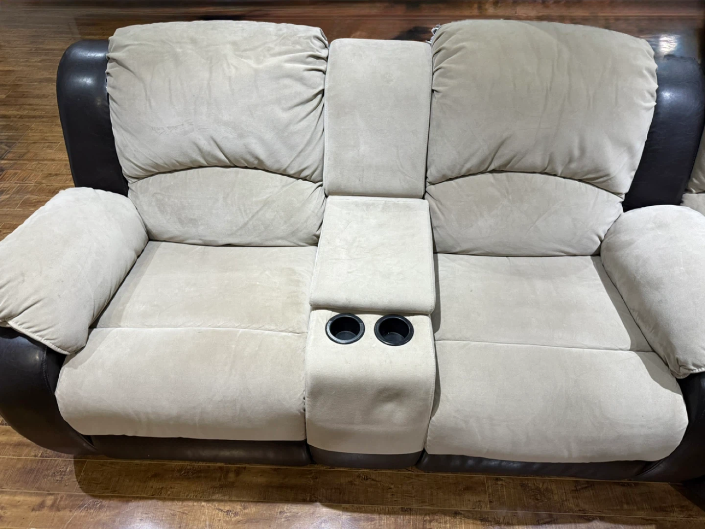 Sectional Recliner Couch with Cup Holders - photo 4