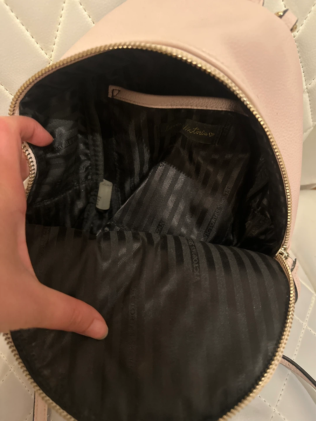 Victoria's Secret Pink Quilted Mini Backpack with Gold Chain - photo 3